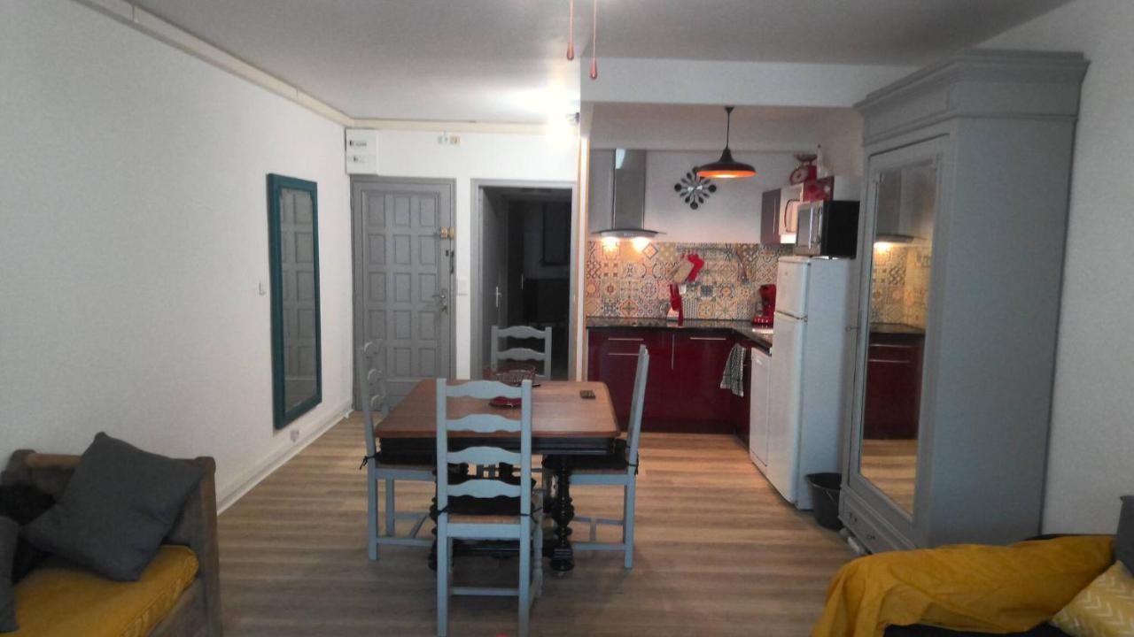 Refurbished Apartment 4 People 300M From The Sea 생트마리들라메르 외부 사진