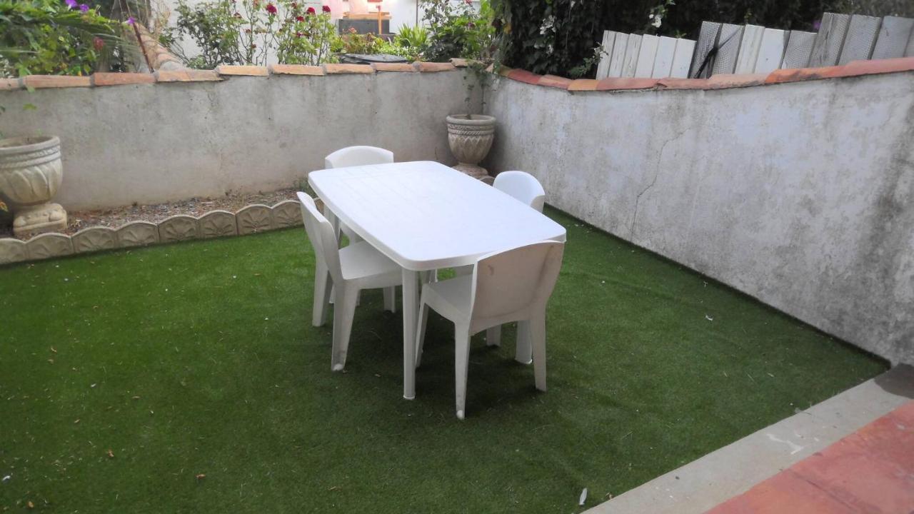 Refurbished Apartment 4 People 300M From The Sea 생트마리들라메르 외부 사진